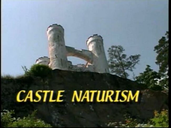 FKK video - Castle Naturism [FKK-Community]
